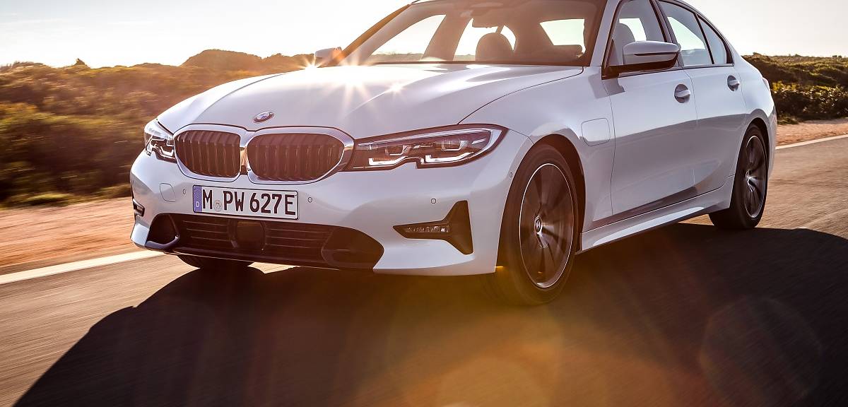 BMW 330e
