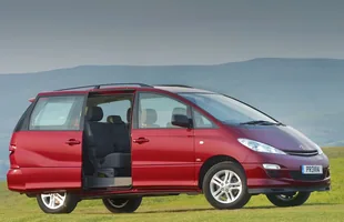Używane: Toyota Previa — zdjęcie 4