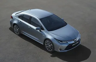 Nowa Toyota Corolla Sedan — zdjęcie 2