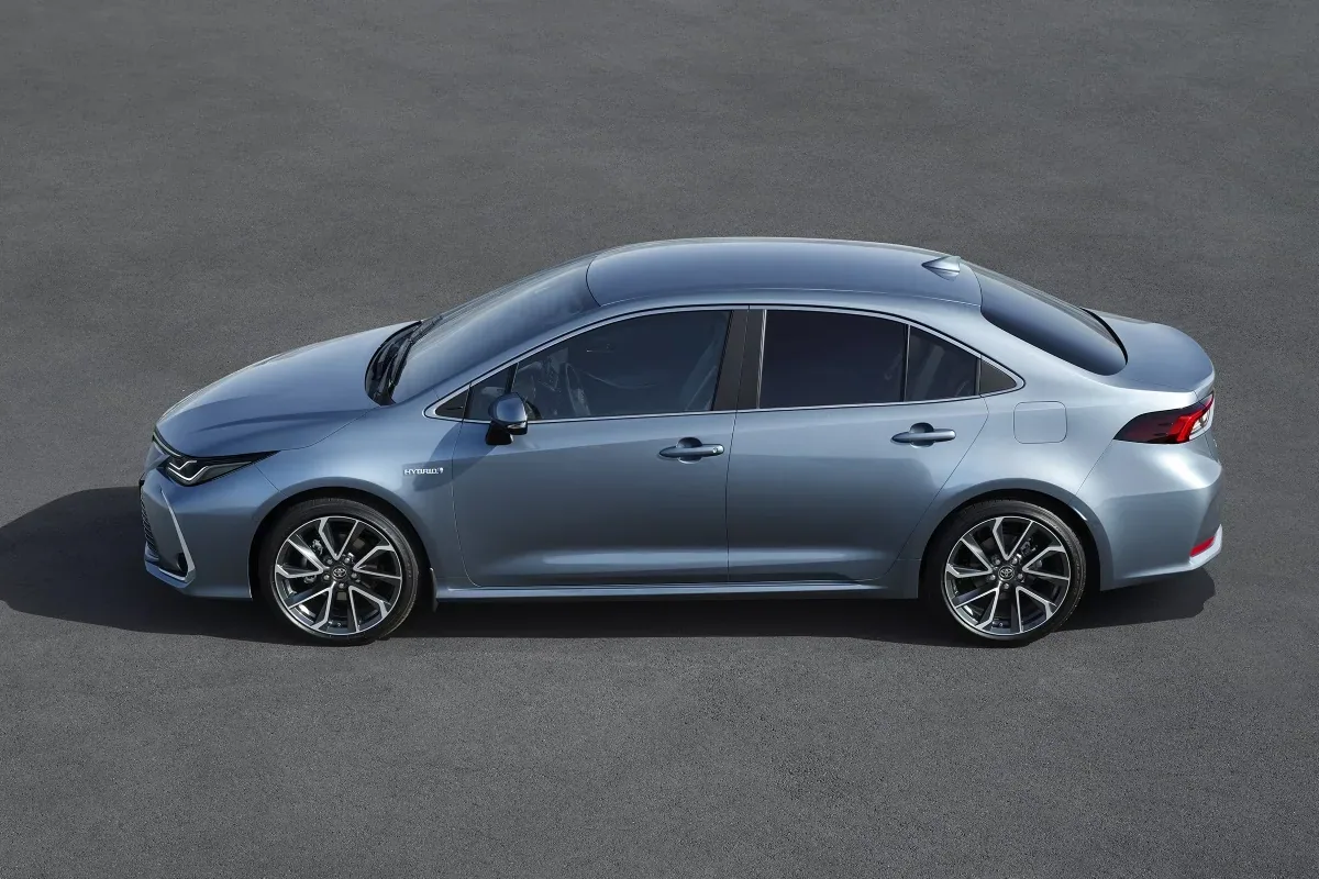 Toyota Corolla Sedan
