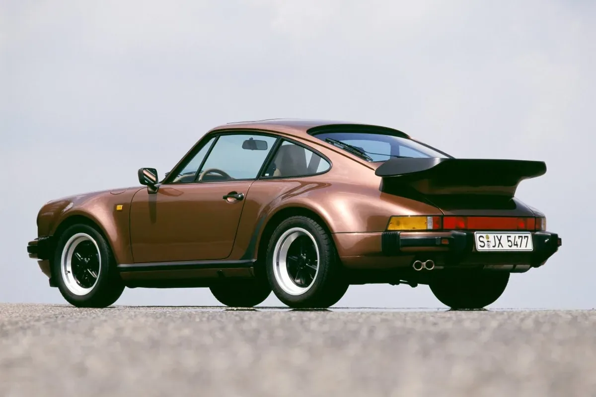Porsche 911 Turbo 3.3