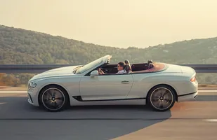 Bentley Continental GT Convertible — zdjęcie 4