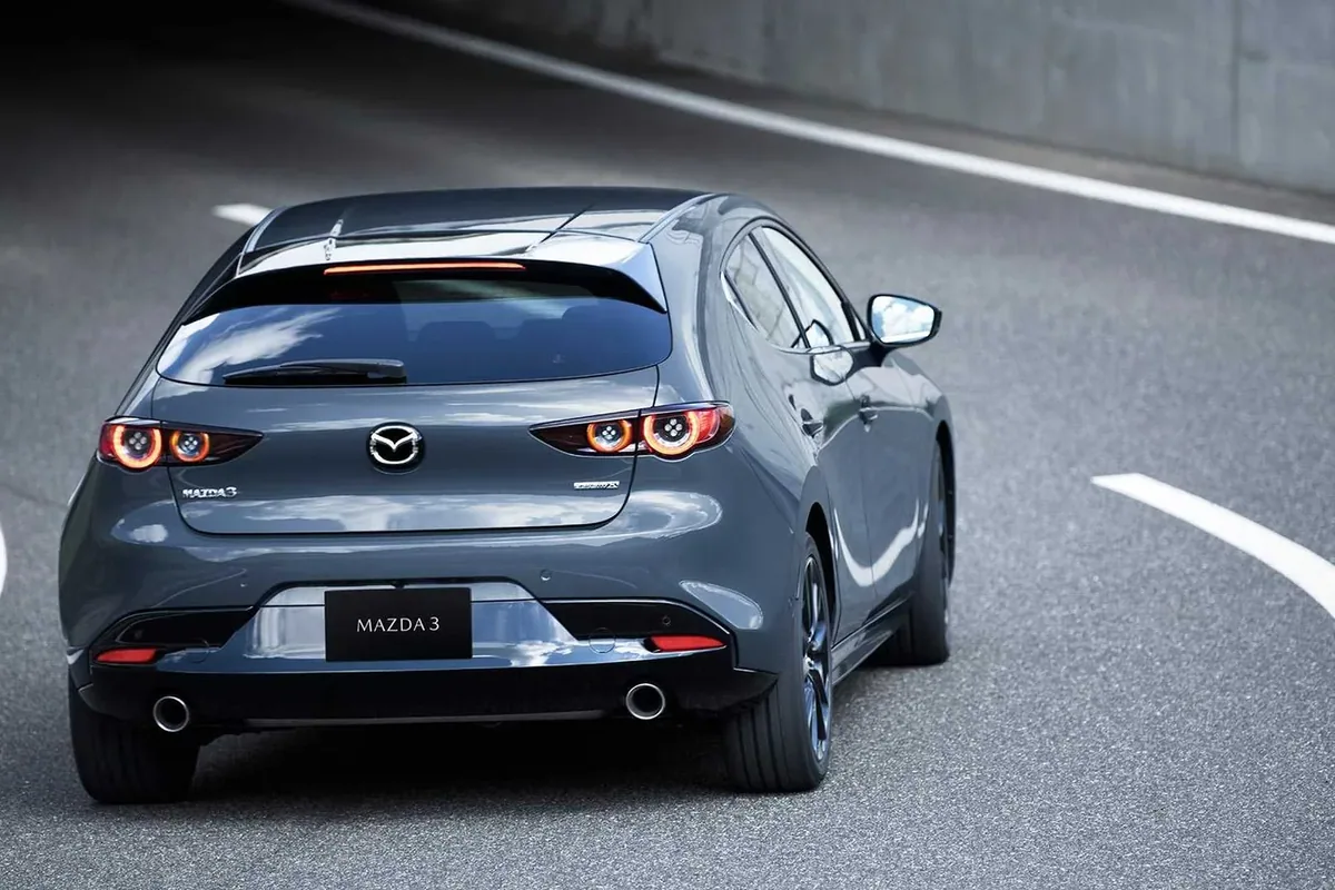 Nowa Mazda 3