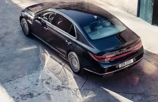 Genesis G90 po modernizacji — zdjęcie 2