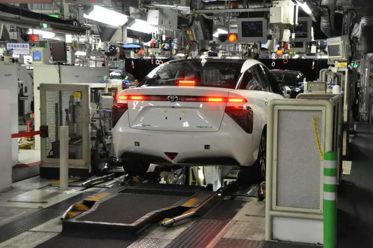 Proces produkcji Toyoty Mirai