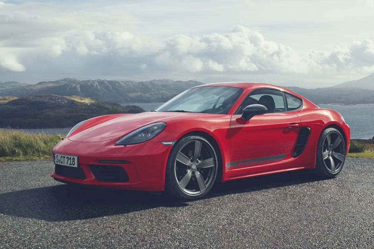 Porsche 718 Cayman T