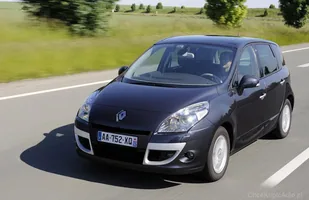 Używane: Renault Scenic III — zdjęcie 4