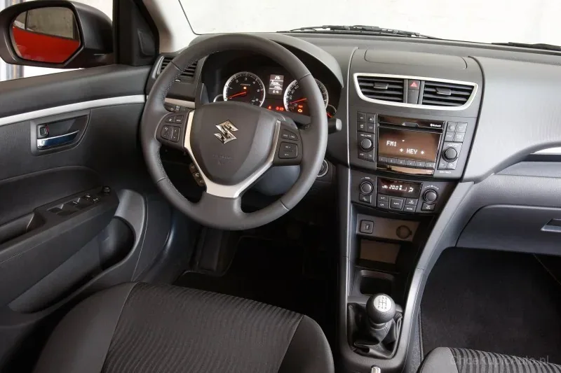 Suzuki Swift IV