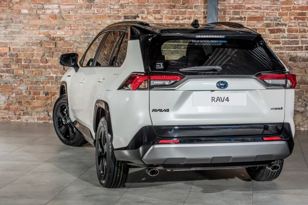 Toyota RAV4 V