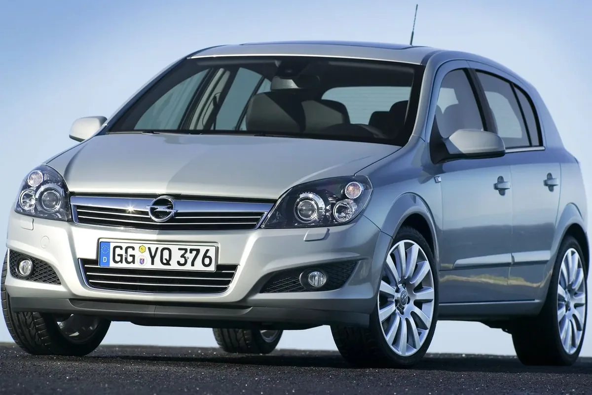 3. Opel Astra