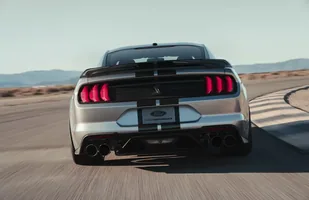 Ford Mustang Shelby GT500 — zdjęcie 5
