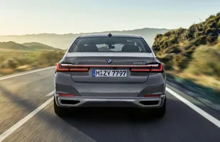 BMW serii 7 po liftingu — zdjęcie 5