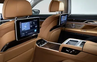 BMW serii 7 po liftingu — zdjęcie 9