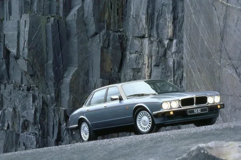 Jaguar XJ II serii