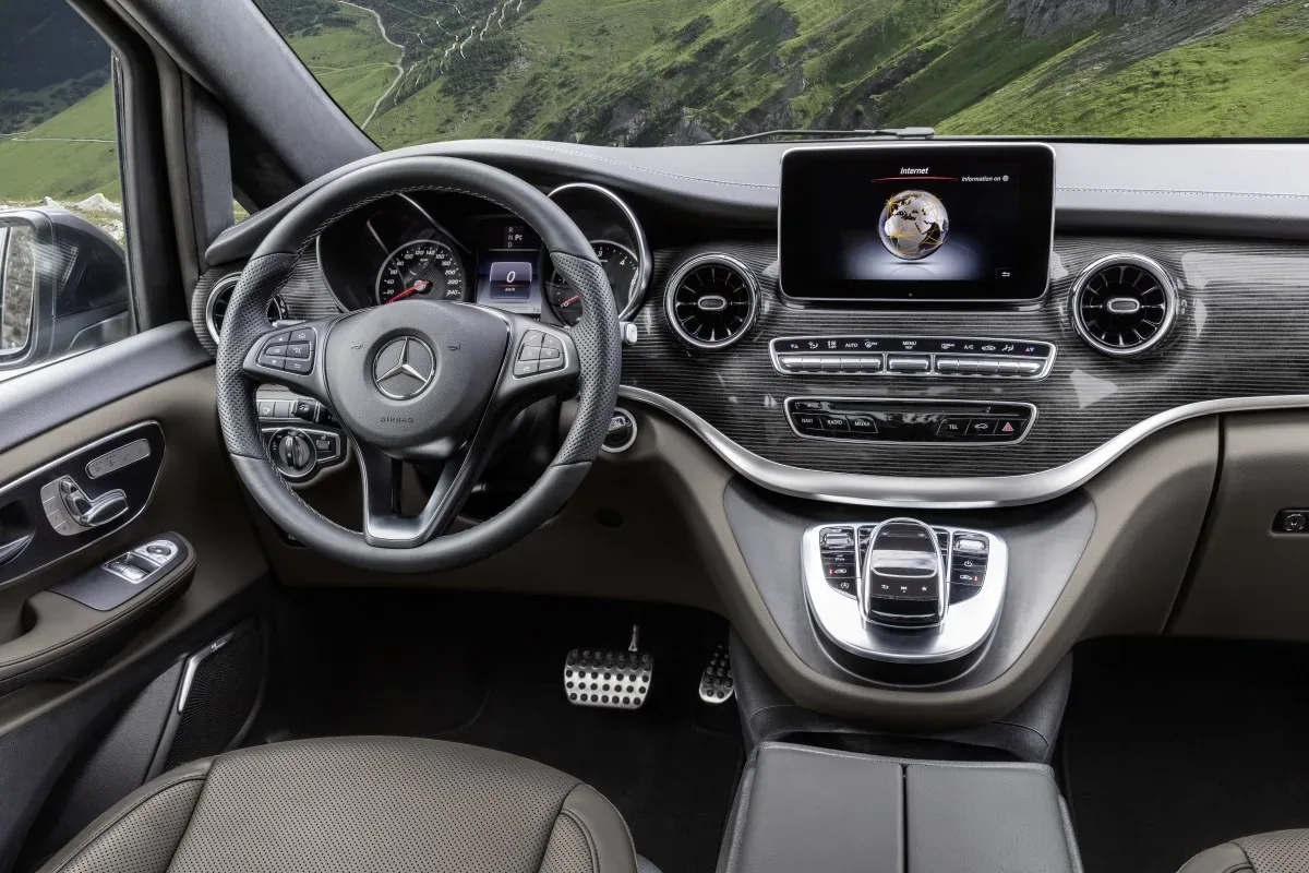 Mercedes klasy V po liftingu