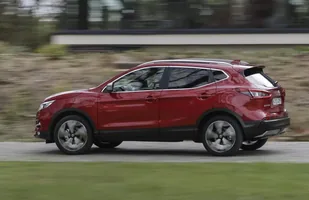 Nissan Qashqai z nowym silnikiem. Polskie ceny — zdjęcie 4