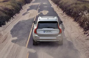 Volvo XC90 po modernizacji — zdjęcie 5