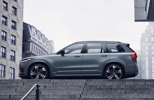 Volvo XC90 po modernizacji — zdjęcie 8