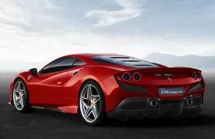 Ferrari F8 Tributo. Hołd dla V8! — zdjęcie 3