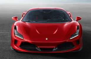 Ferrari F8 Tributo. Hołd dla V8! — zdjęcie 4