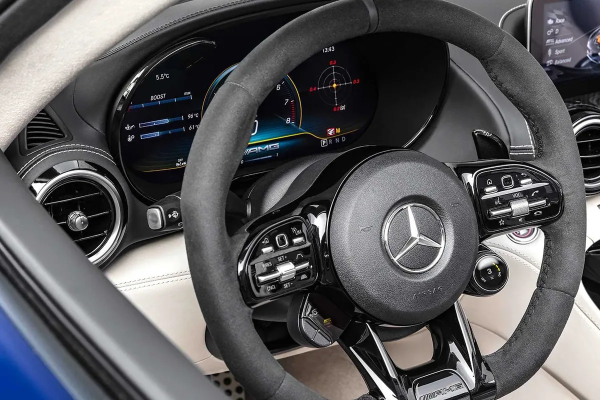 Mercedes-AMG GT R Roadster