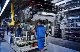 Ruszyła produkcja odświeżonego BMW 7 — zdjęcie 7