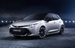 Toyota Corolla GR Sport — zdjęcie 2