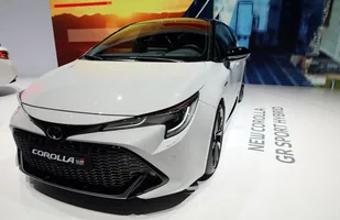 Toyota Corolla GR Sport — zdjęcie 6