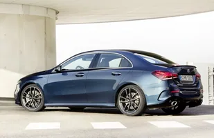 Mercedes-AMG A 35 4Matic w wersji sedan — zdjęcie 2