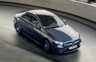 Mercedes-AMG A 35 4Matic w wersji sedan — zdjęcie 9