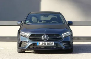 Mercedes-AMG A 35 4Matic w wersji sedan — zdjęcie 10