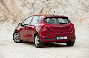 Nowa Kia Cee´d za mniej niż 50 tys. zł — zdjęcie 7