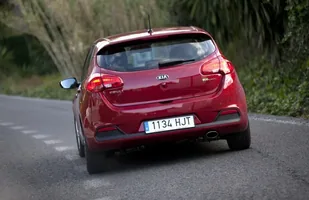 Nowa Kia Cee´d za mniej niż 50 tys. zł — zdjęcie 8