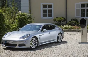 Porsche Panamera ma już 10 lat — zdjęcie 7