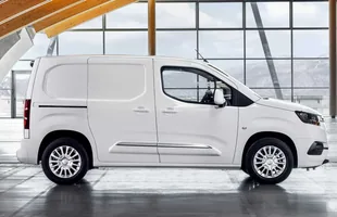 Toyota ProAce City — zdjęcie 7