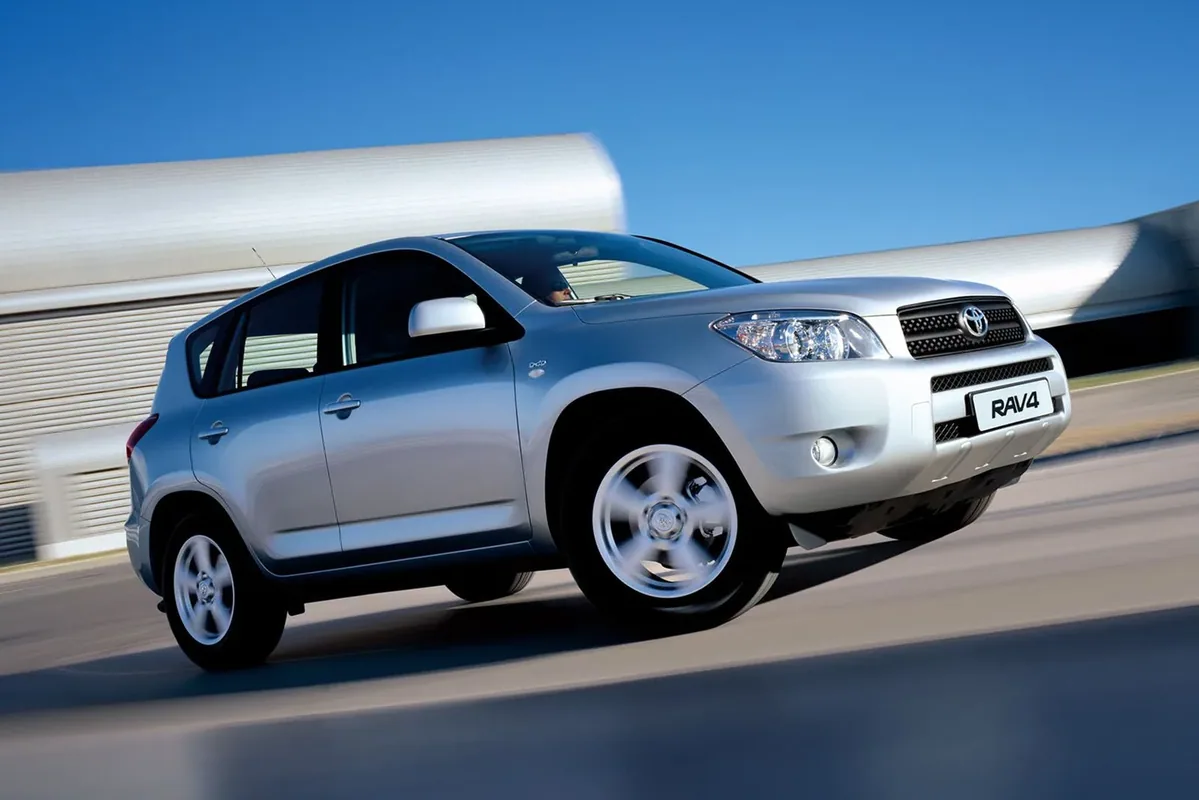 Toyota RAV4 III