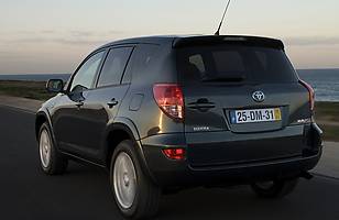 Używane: Toyota RAV4 III