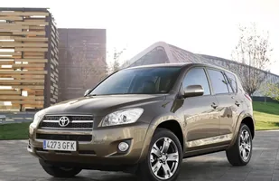 Używane: Toyota RAV4 III — zdjęcie 6