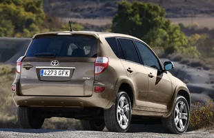 Używane: Toyota RAV4 III — zdjęcie 7