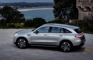 Ruszyła produkcja Mercedesa EQC — zdjęcie 5