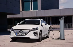Hyundai Ioniq po liftingu — zdjęcie 3