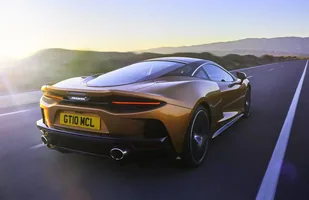 McLaren GT. Rasowe gran turismo — zdjęcie 6
