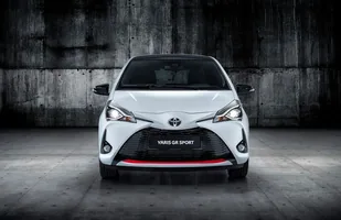 Toyota Yaris GR Sport — zdjęcie 1