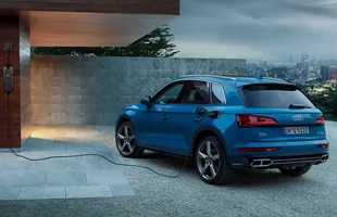 Audi Q5 55 TFSI e quattro — zdjęcie 3