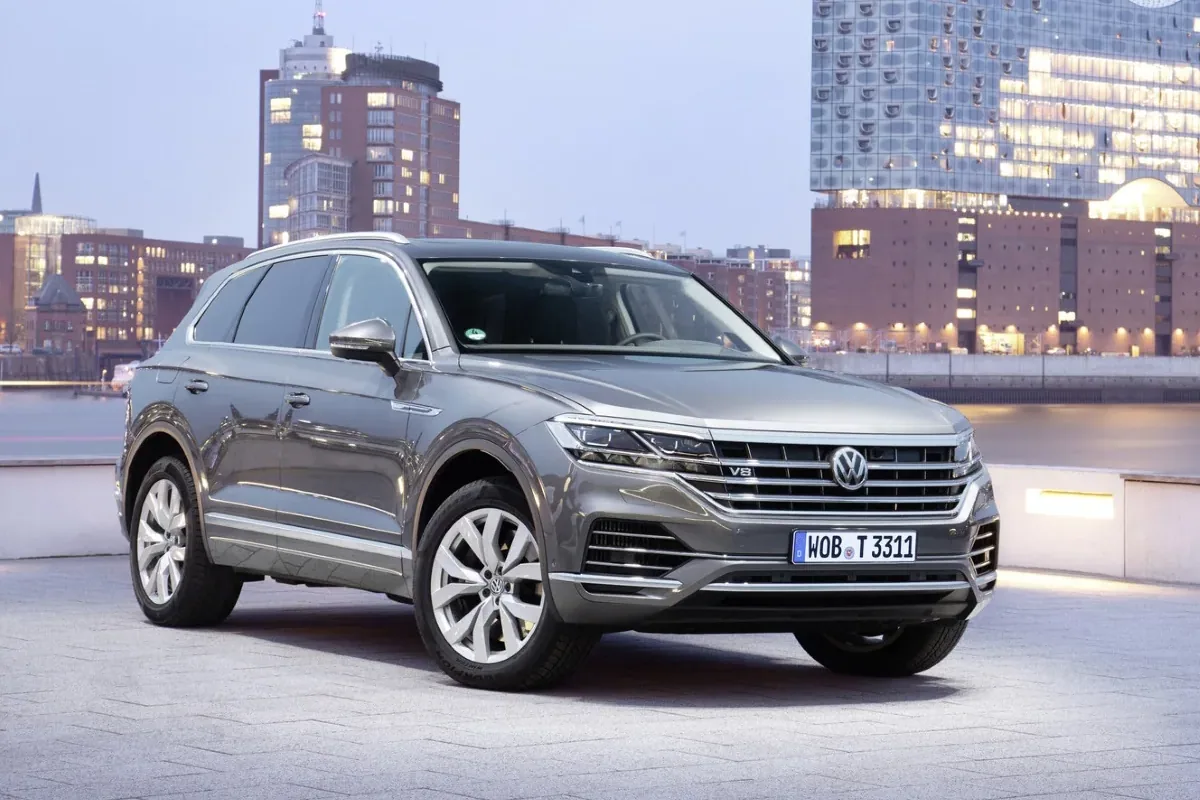Volkswagen Touareg V8