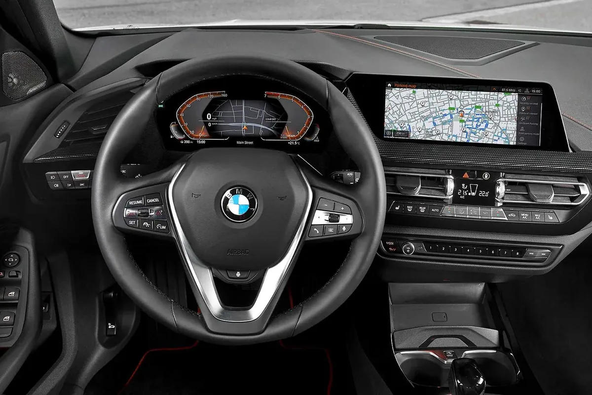 Nowe BMW 1. Napęd na przód i 3 cylindry