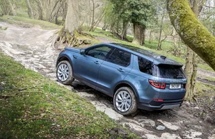 Land Rover Discovery Sport po liftingu — zdjęcie 5