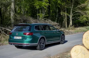 Volkswagen Passat po modernizacji. Pierwsze ceny — zdjęcie 3
