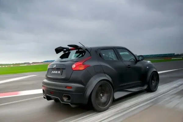 Nissan Juke-R