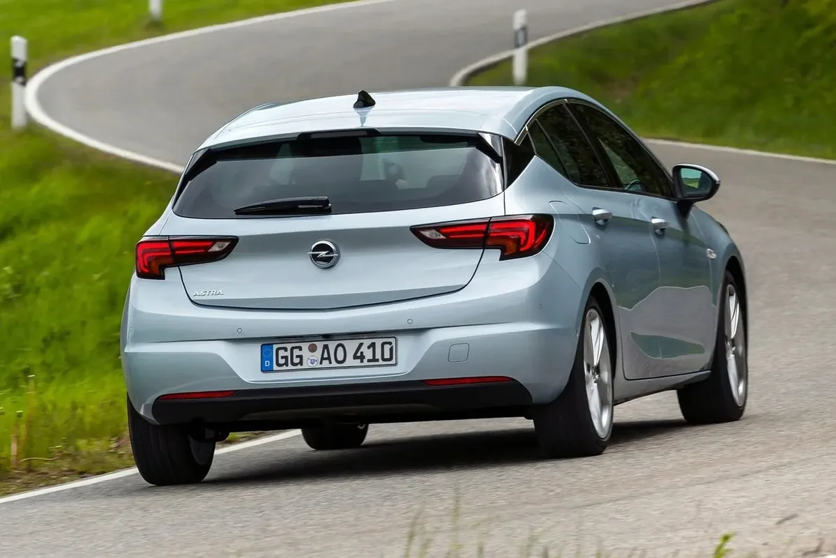 Opel Astra po liftingu
